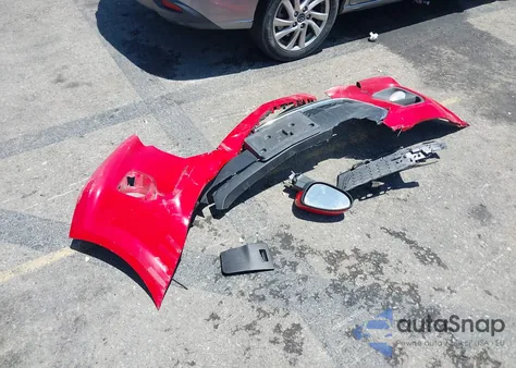 2018 Chevrolet Sonic Lt z USA, uszkodzony, nr VIN 1G1JD6SB9J4137399